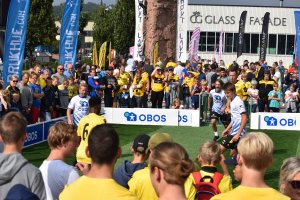 Showkamp mellom Starts gatelag og de tre Start-heltene Mykland, Strømstad og Stokkelien! Foto: Fredrik Fjellvang 