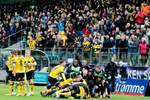 Jubelscener etter Start-Jerv i 2015