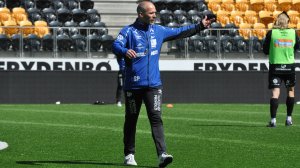 Steinar Pedersen trening instruerer