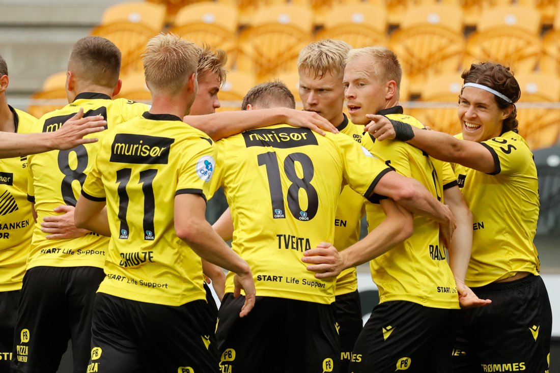 Kristiansand 20210911. Start jubel etter scoring av Eman Markovic (t.h.) under 1.divisjons kampen mellom Start og KFUM på Sør Arena i Kristiansand. Foto Tor Erik Schrøder NTB.jpg