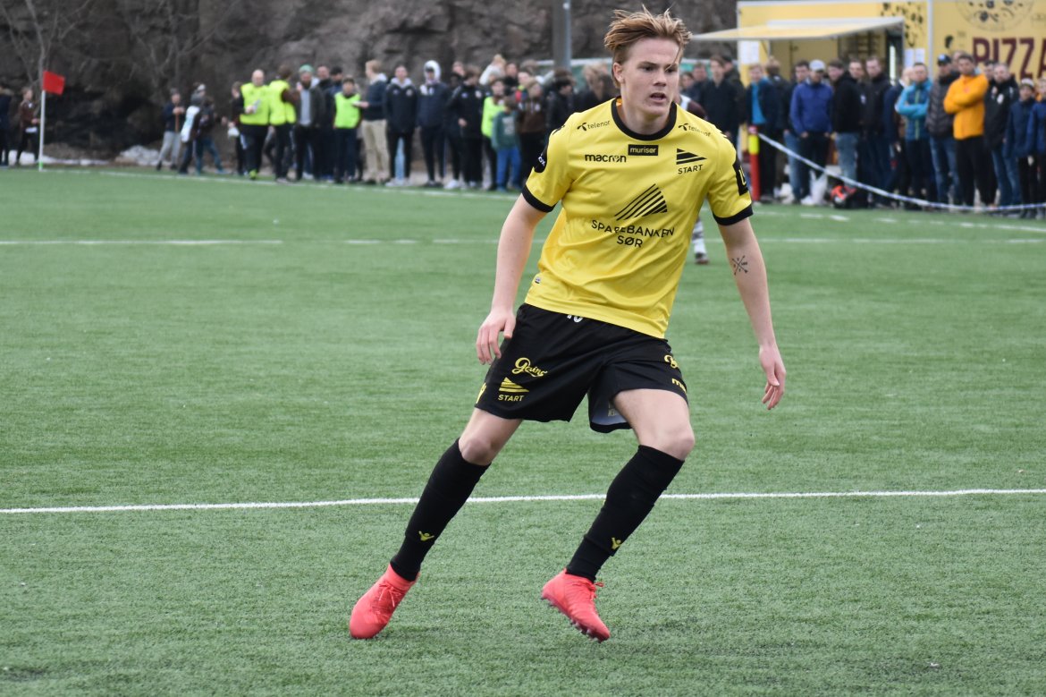 Tobias Christensen kom inn de siste ti minuttene, til stor applaus fra publikum.