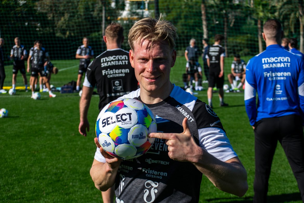 Eirik Schulze med riktig ball.
