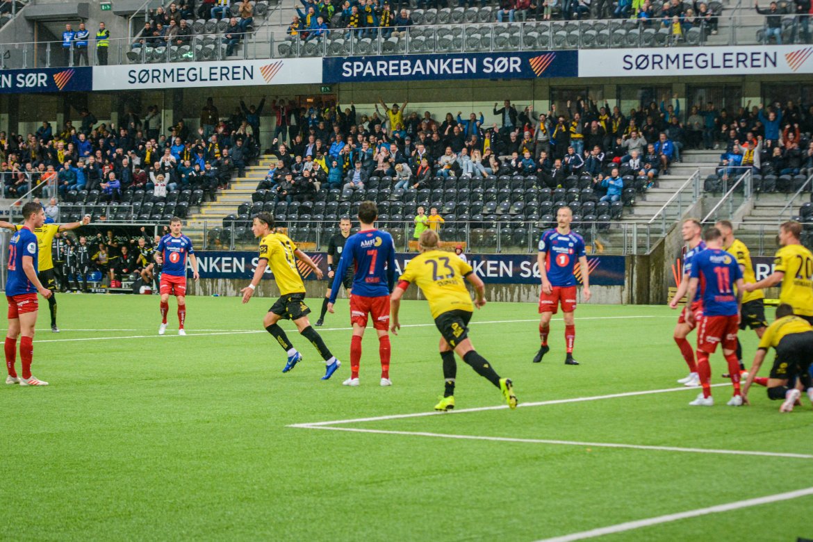 Sander Sjøkvist, sekundet etter at han scoret sitt første serie mål for Starts A-lag. FOTO: Tobias Bjerkholt Svensson