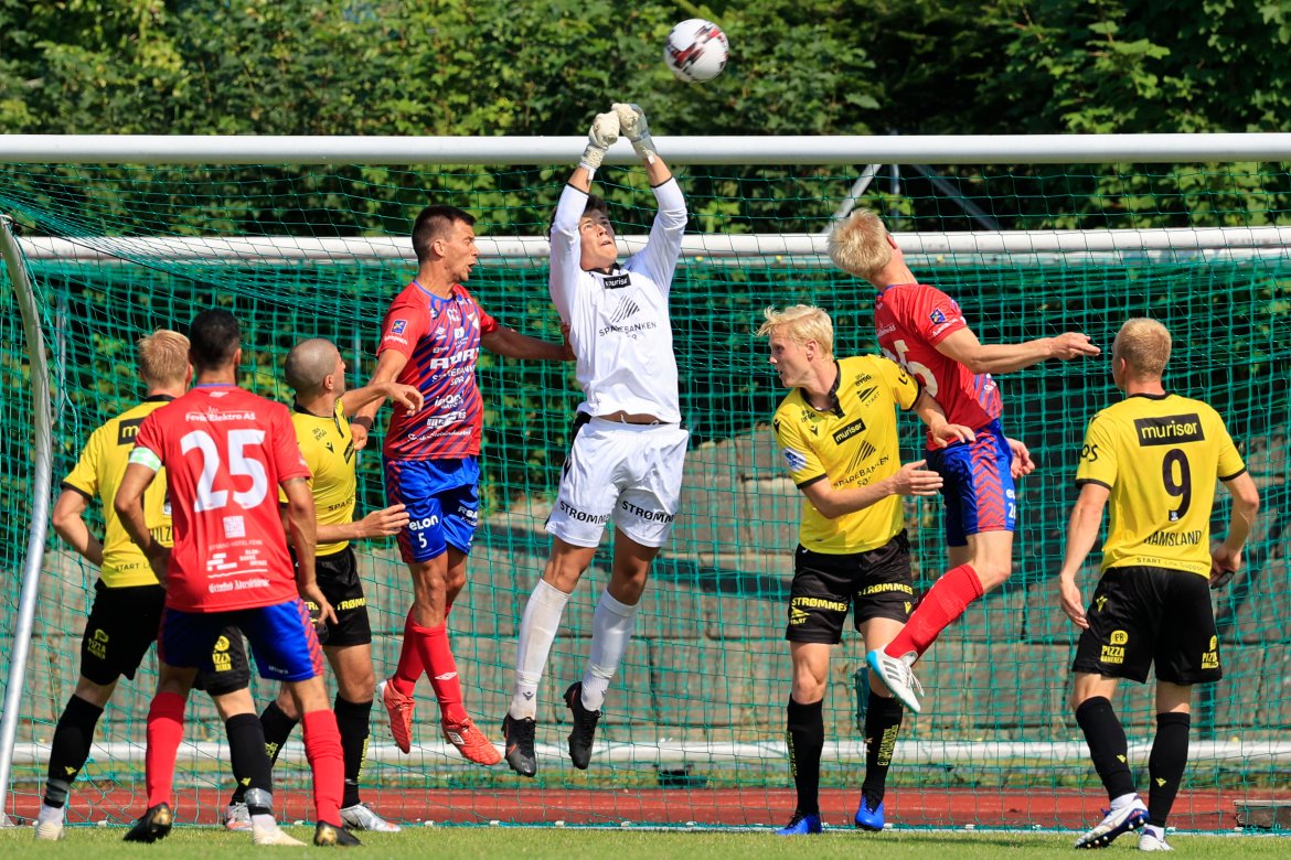 Jasper Silva Torkildsen holdt nullen i sin første offisielle kamp for Start. Foto: Tor Erik Schrøder / NTB.