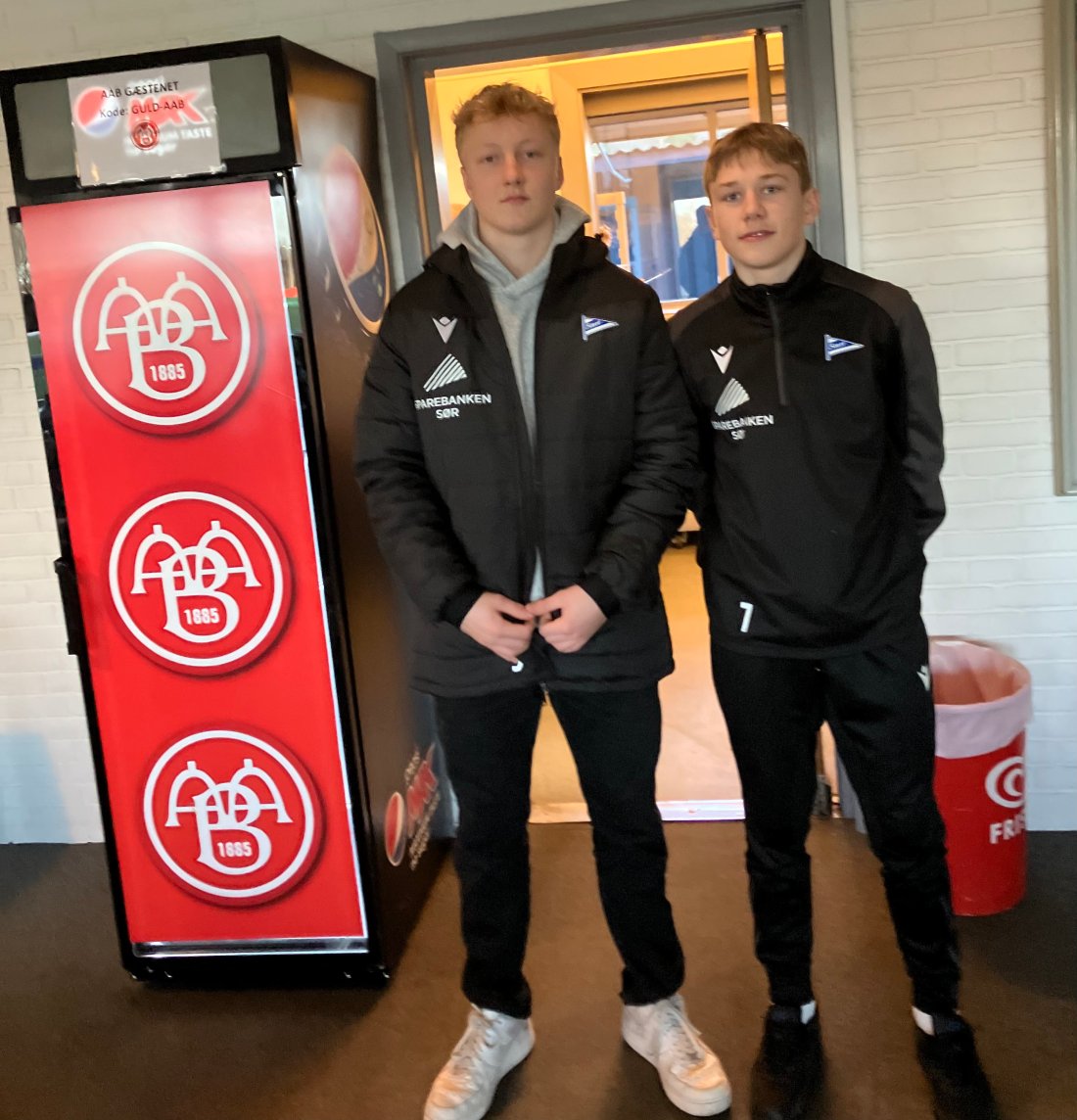 Herman Waage (t.v.) og Jacob Kolbeinshavn scoret for Start G15 i lagets 2-5-tap for AaB lørdag.