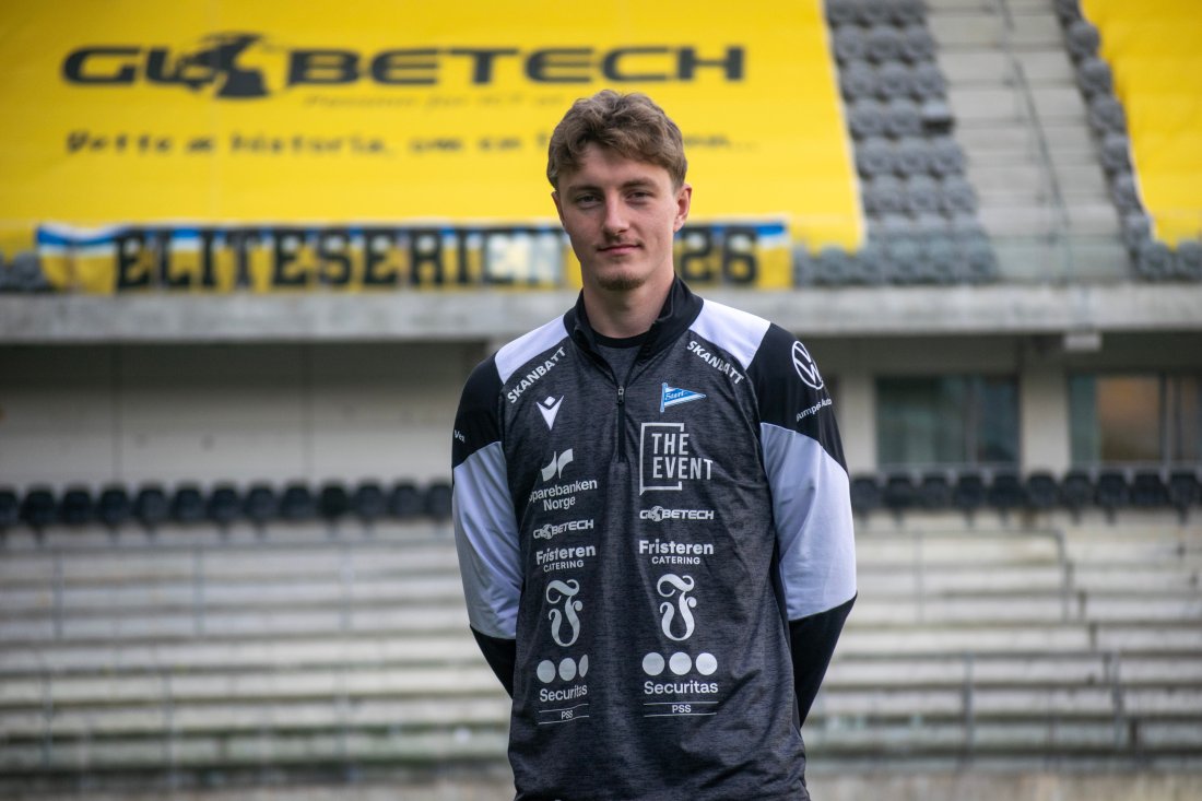 Felix signerer en kontrakt på 3 år med klubben!