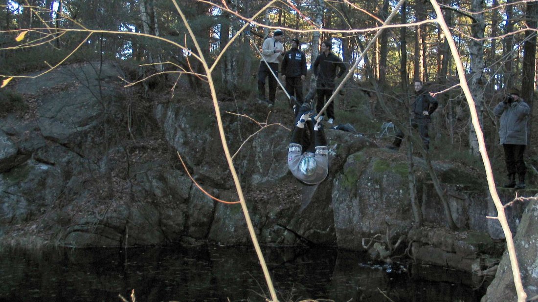Dette vannet skulle forseres ved å fire seg over. Kai i farta