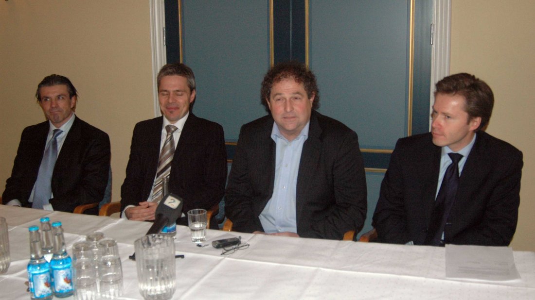 Ernst Ravnaas forklarer hva "julegaven "innebærer