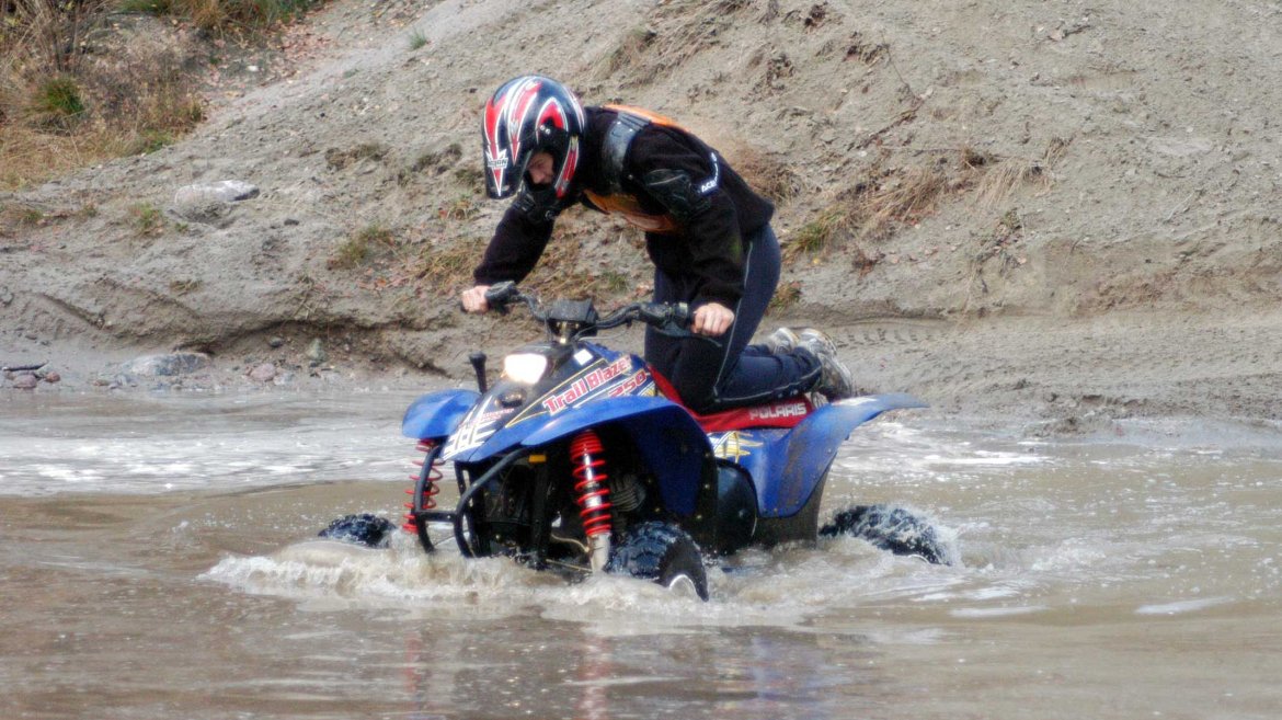 En mer forsiktig tilnæring til samme hinder utført av Fredrik Strømstad