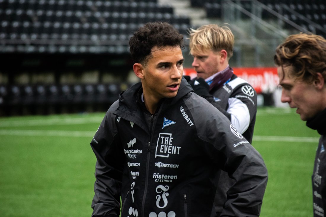 Alexander måtte ut med skade forrige treningskamp og er ikke tilgjengelig til morgendagens kamp.