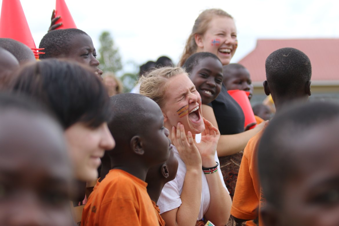 Norge-fansen i ekstase etter nok et mål!