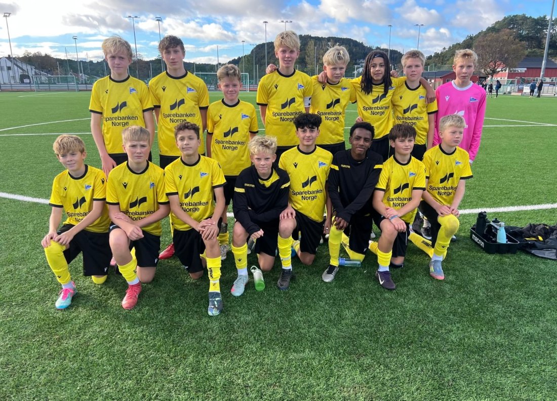 Start Vest er et prosjekt for hele region vest, der vi som toppklubb reiser ut i regionen en gang i uken for å holde en treningsøkt for G/J 13 år.