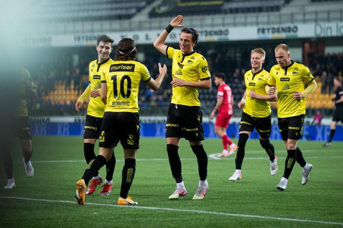 Sander har mange sesonger bak seg i gult og svart. Her fra IK Start - Strømmen i 2021. Foto: Trond Reidar Teigen / NTB