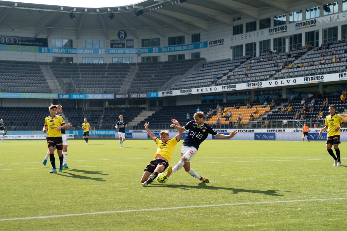 Det var god kok under årets første Eliteserie kamp på Sparebanken Sør Arena. Foto: Gunnar Langeland