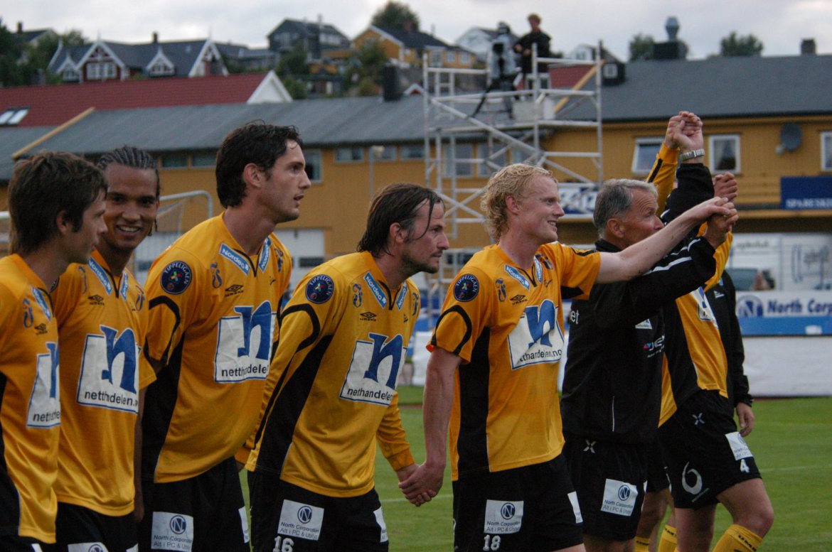 Menigheden takkes etter kampslutt...