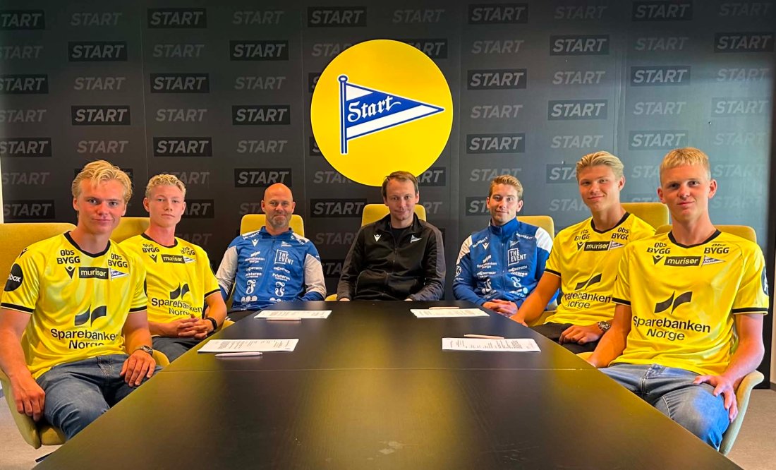 (F.v) Børre Kloster, Filip Strømland Lien, Roger Risholt (toppspillerutvikler), Fredrik Greve Monsen (sportssjef) , Philip Lohpehre (hovedtrener Start 2), Johannes Grummedal-Engenes og Mathias Monan Dovland.