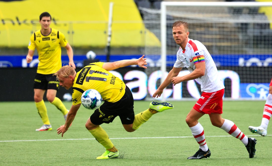 Eirik Schulze som spiss Start - Fredrikstad 31.07.2022 Obos Tor Erik Schrøder.jpeg