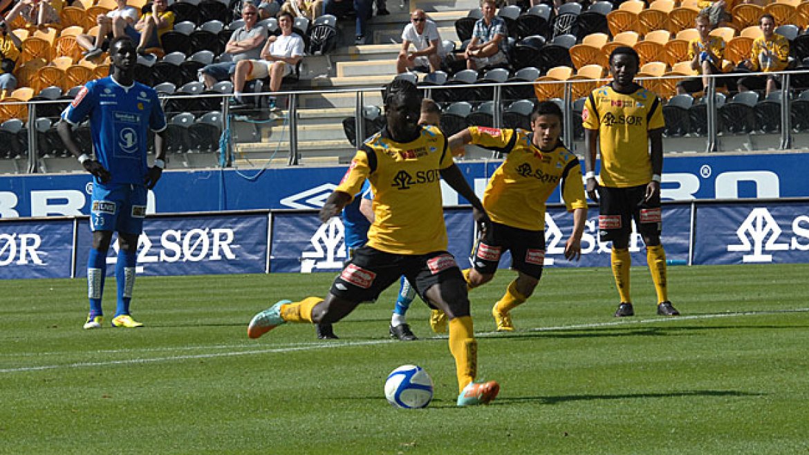 runde09 Asante tar straffe