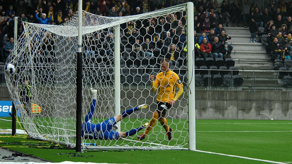 Start-FKH Markus Berger setter inn sitt første for Start