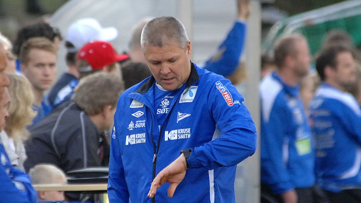 Fløy Start Mons Ivar ser på klokka