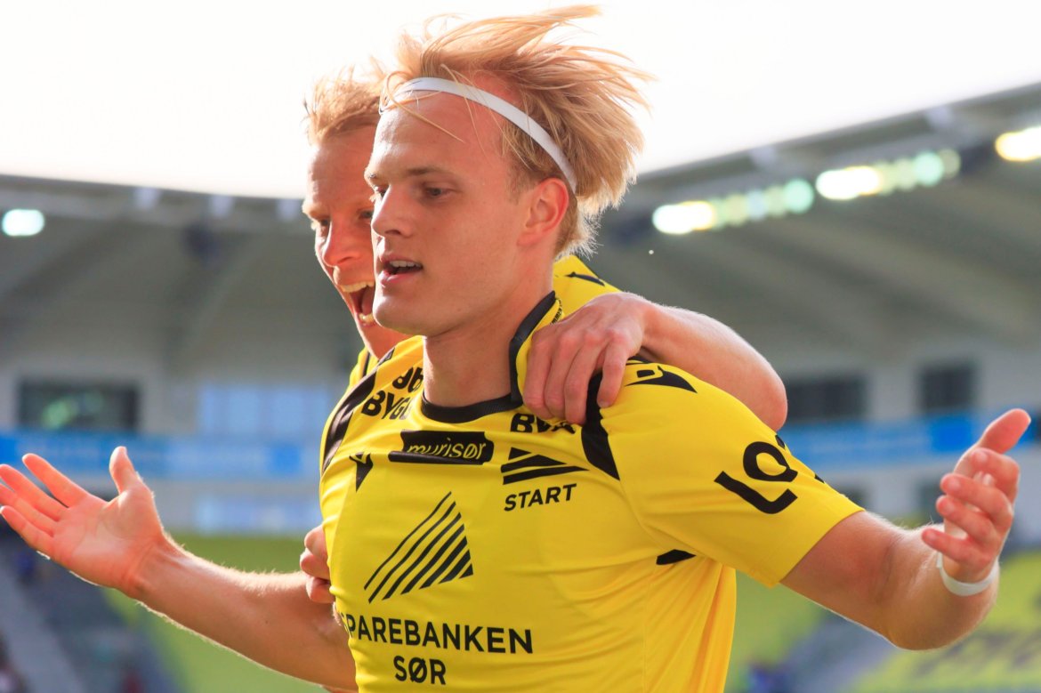 Eirik Schulze feirer mål sammen med Jonatan Braut Brunes
Foto: Tor Erik Schrøder